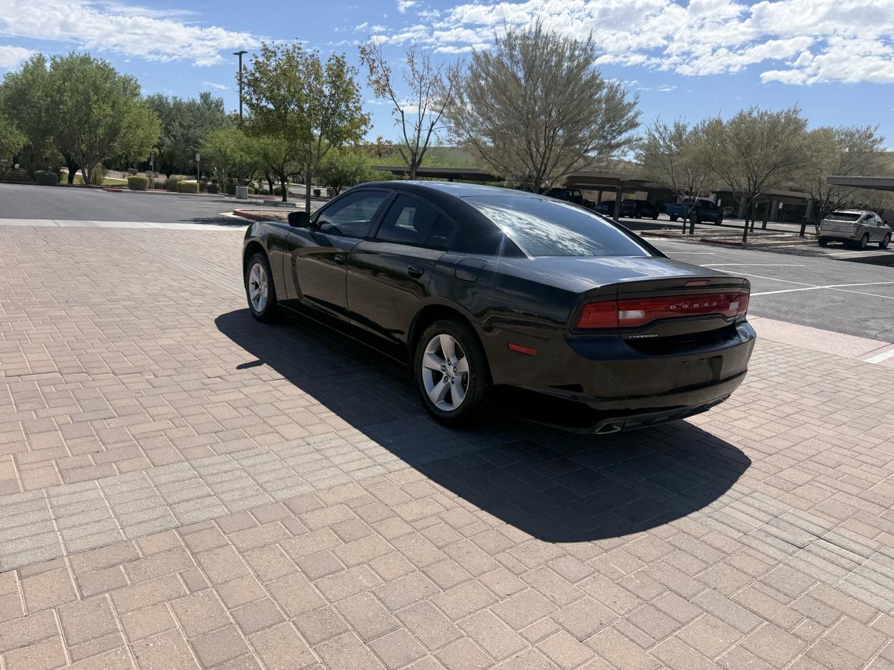 Dodge Charger 4dr Sdn SE RWD 2014