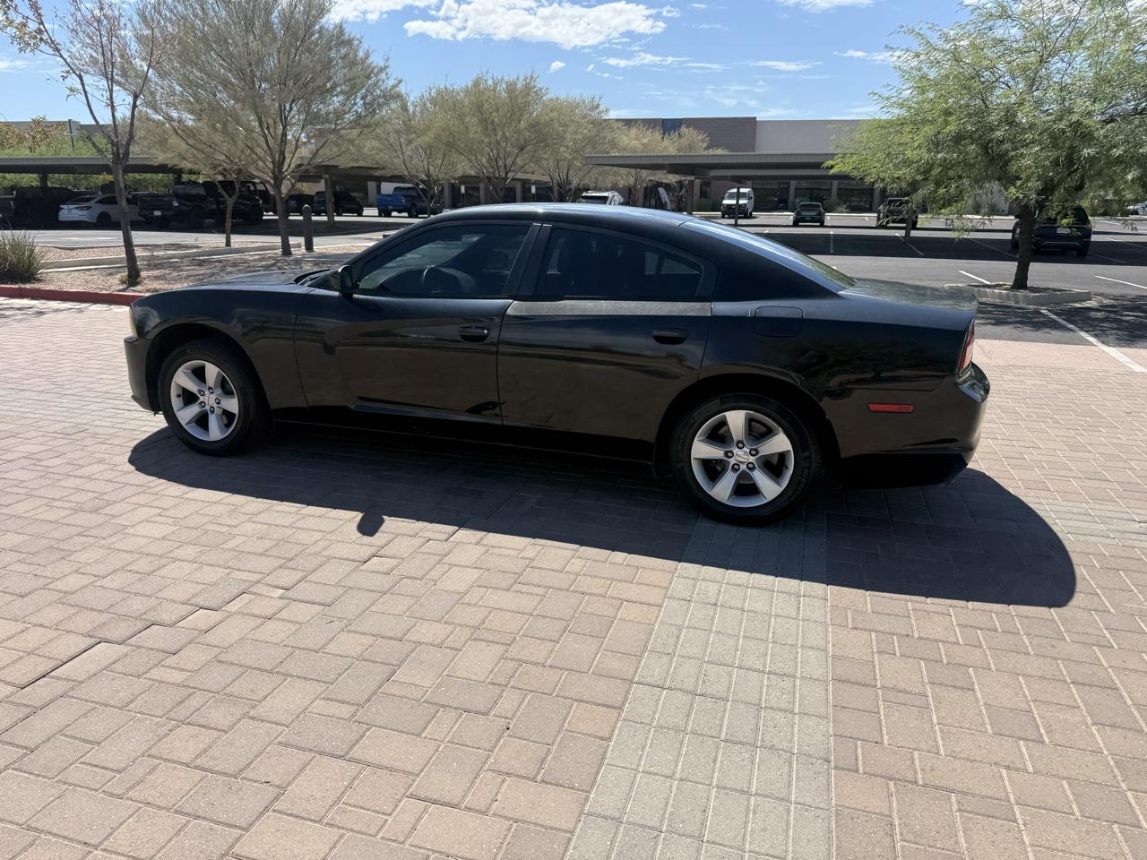 Dodge Charger 4dr Sdn SE RWD 2014