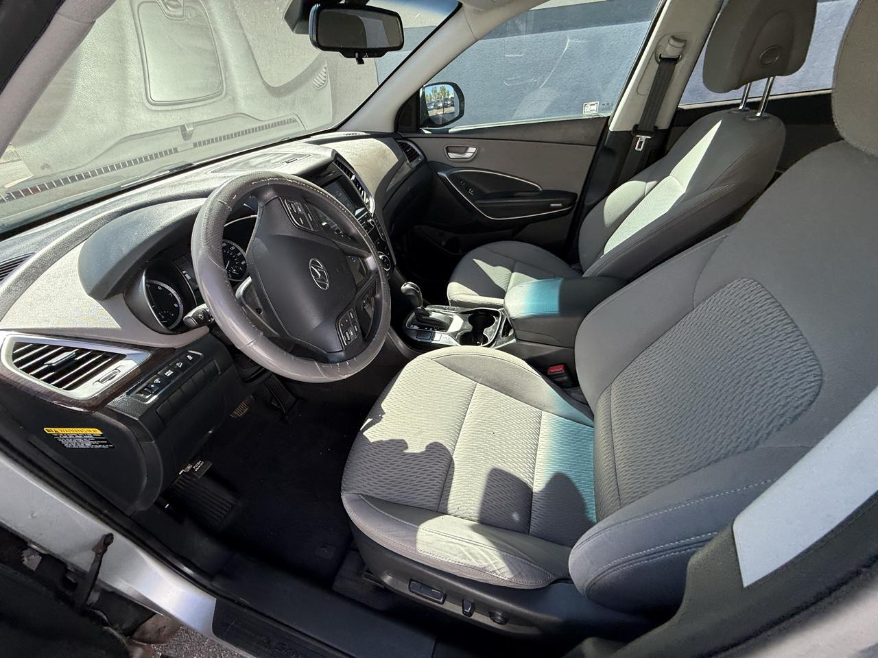 Hyundai Santa Fe SE 3.3L Auto 2017