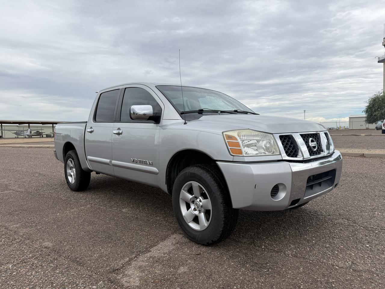 Nissan Titan SE Crew Cab 2WD 2005