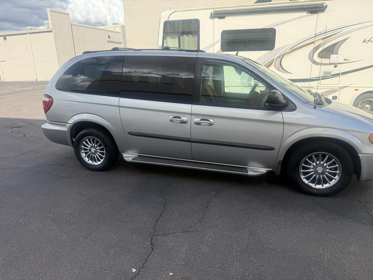 Dodge Caravan 4dr Grand EX 119" WB 2003