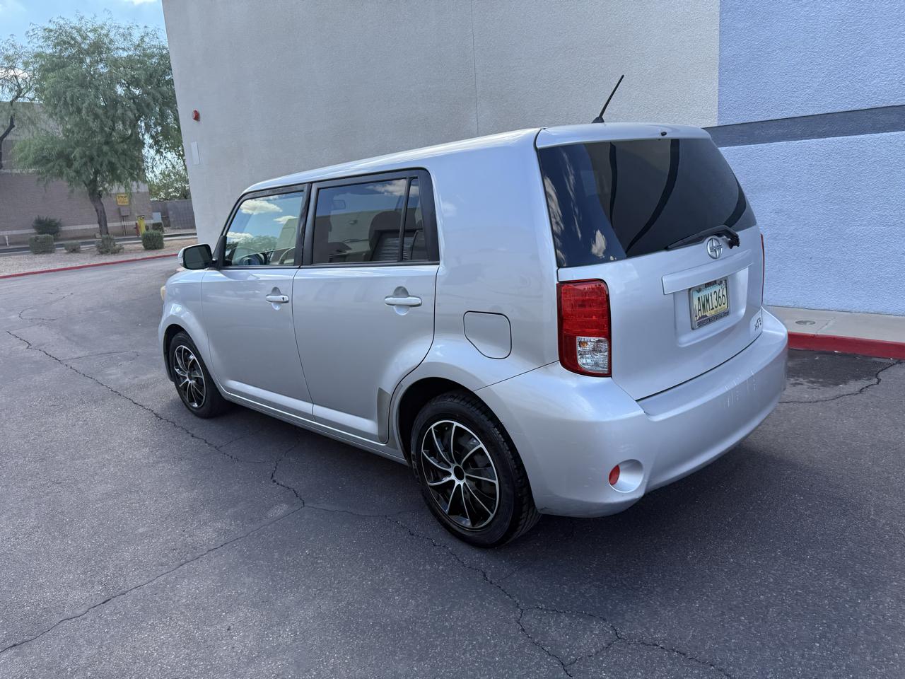 Scion xB 5dr Wgn Man (Natl) 2012