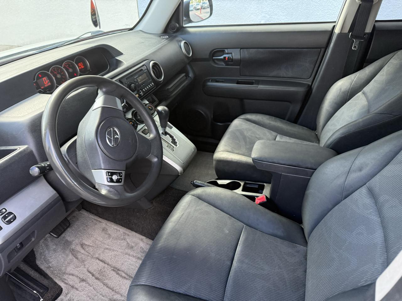 Scion xB 5dr Wgn Man (Natl) 2012