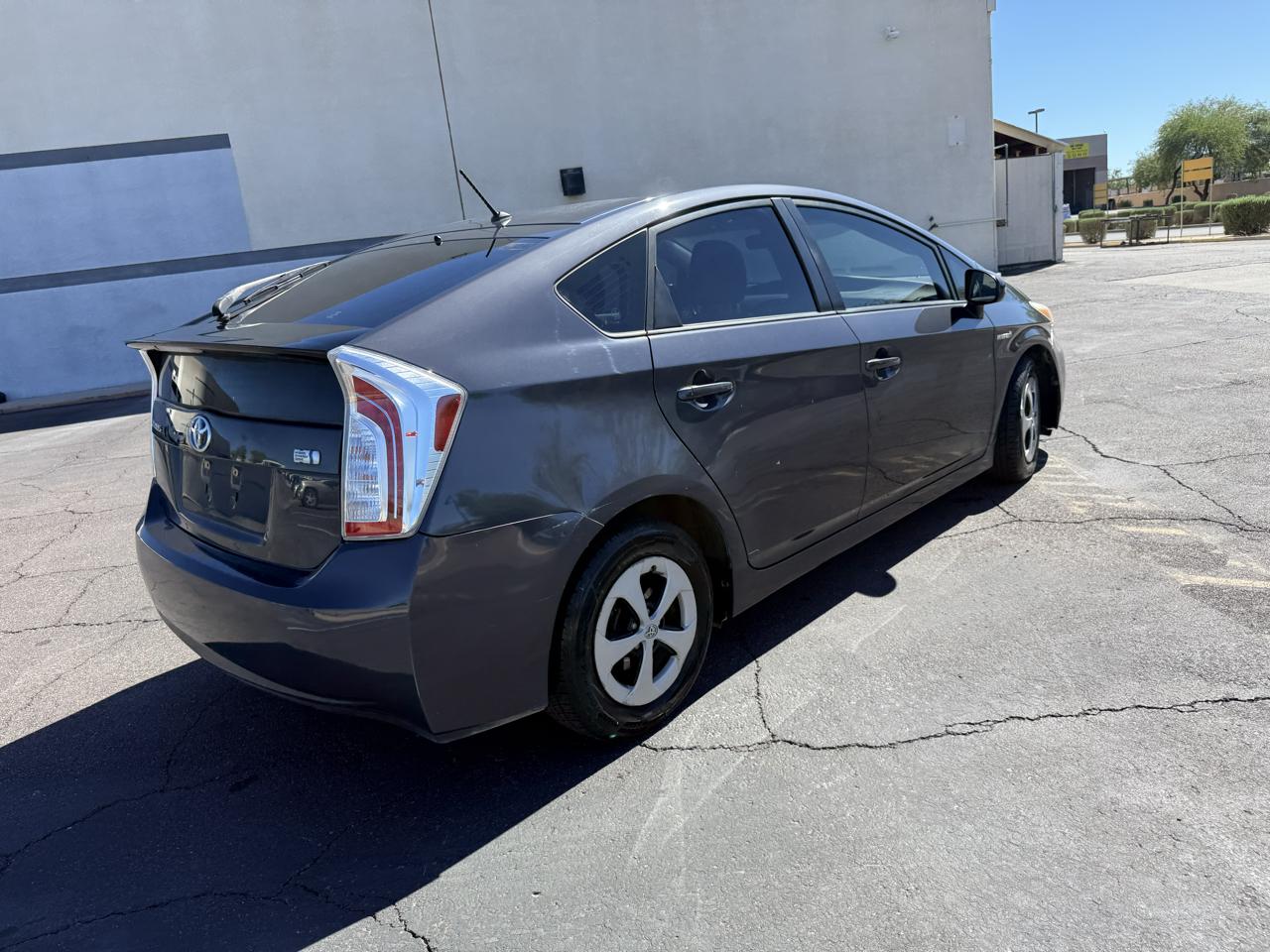 Toyota Prius 5dr HB Three (Natl) 2014