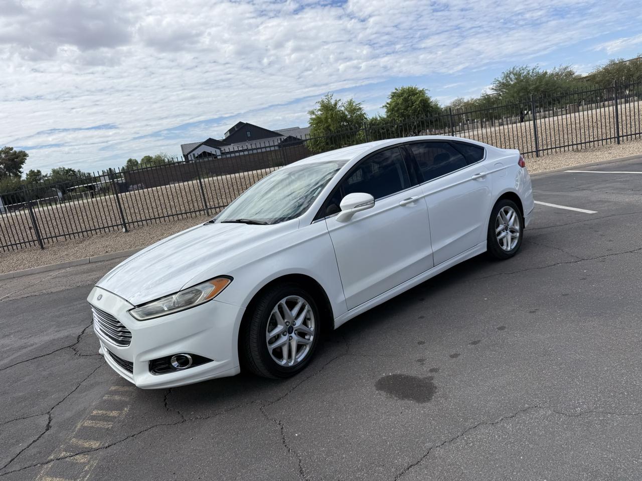 Ford Fusion 4dr Sdn SE FWD 2014