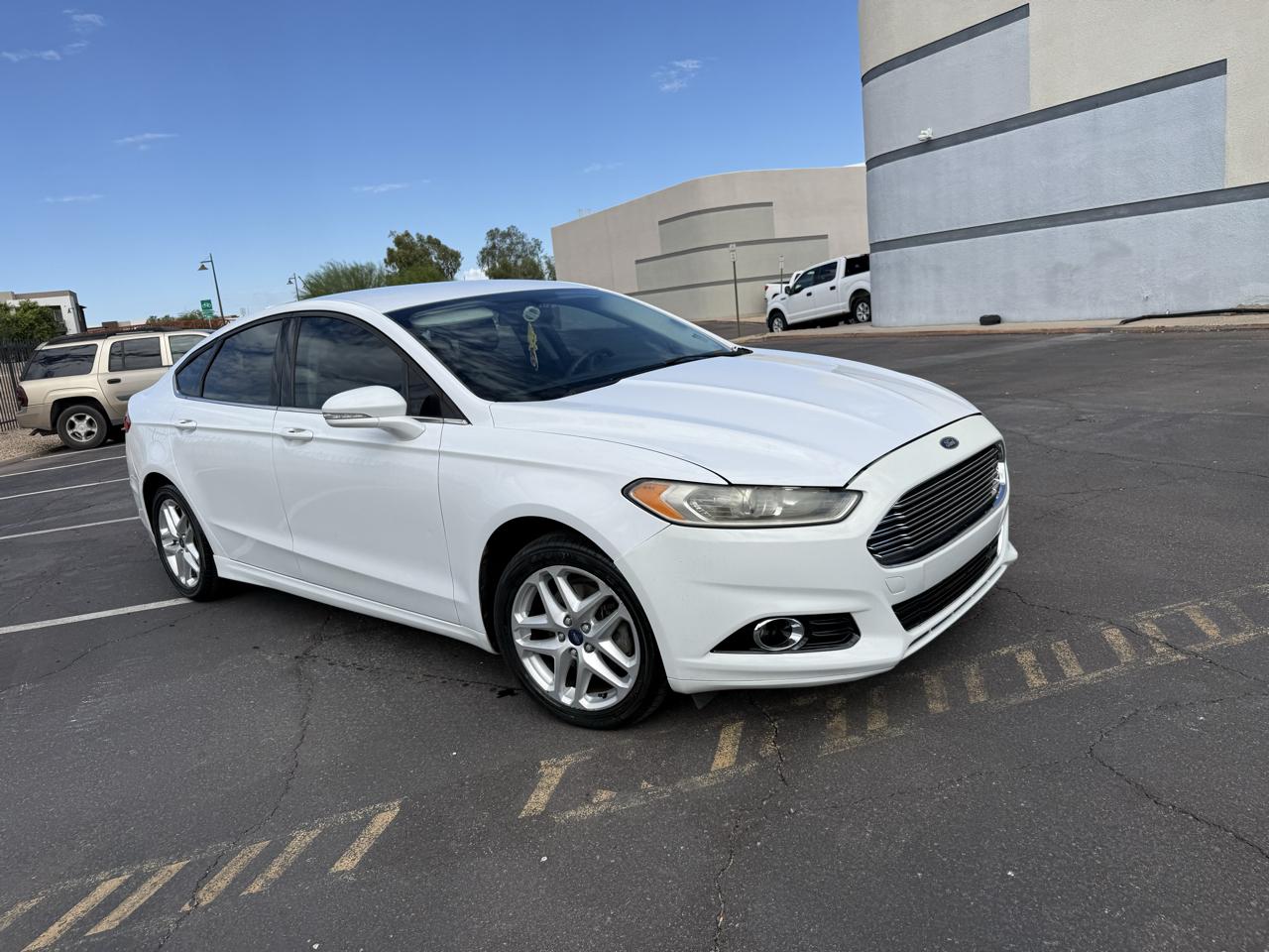 Ford Fusion 4dr Sdn SE FWD 2014