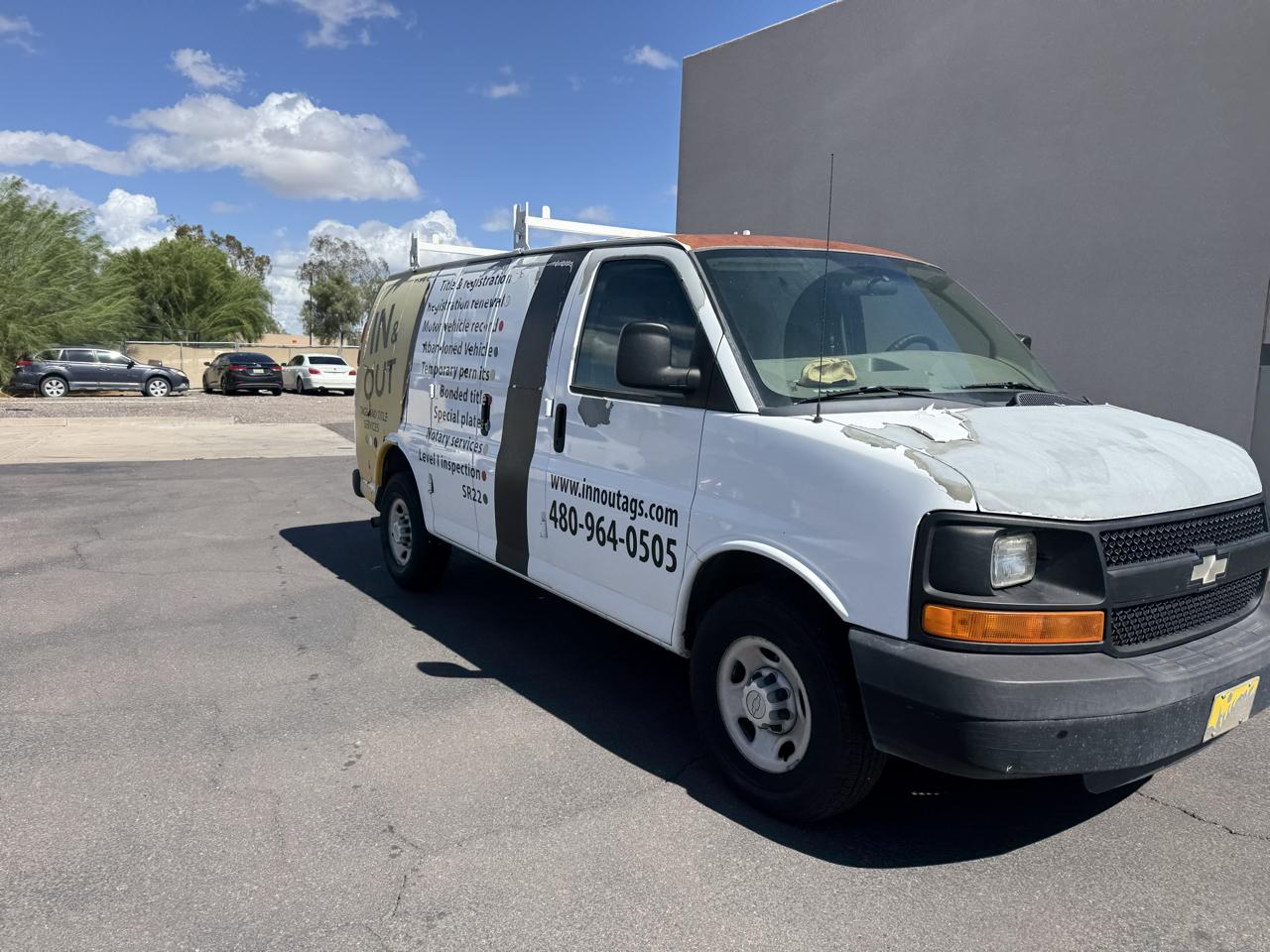 Chevrolet Express Cargo Van RWD 2500 135" 2008