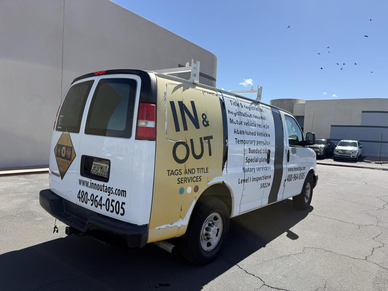 Chevrolet Express Cargo Van RWD 2500 135" 2008