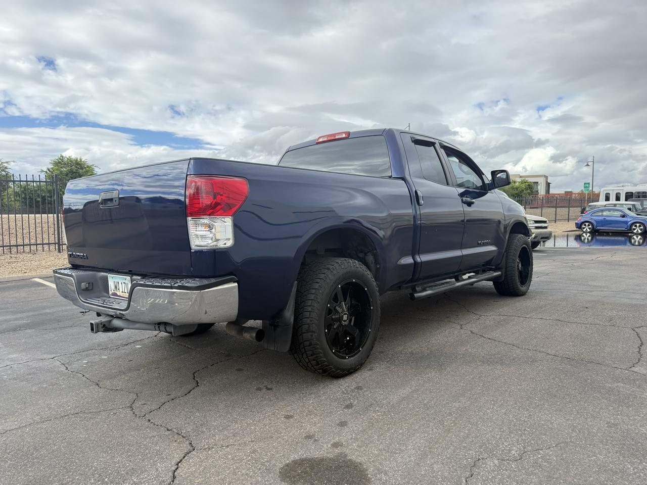 Toyota Tundra 2WD Truck Dbl 4.6L V8 6-Spd AT (Natl) 2011