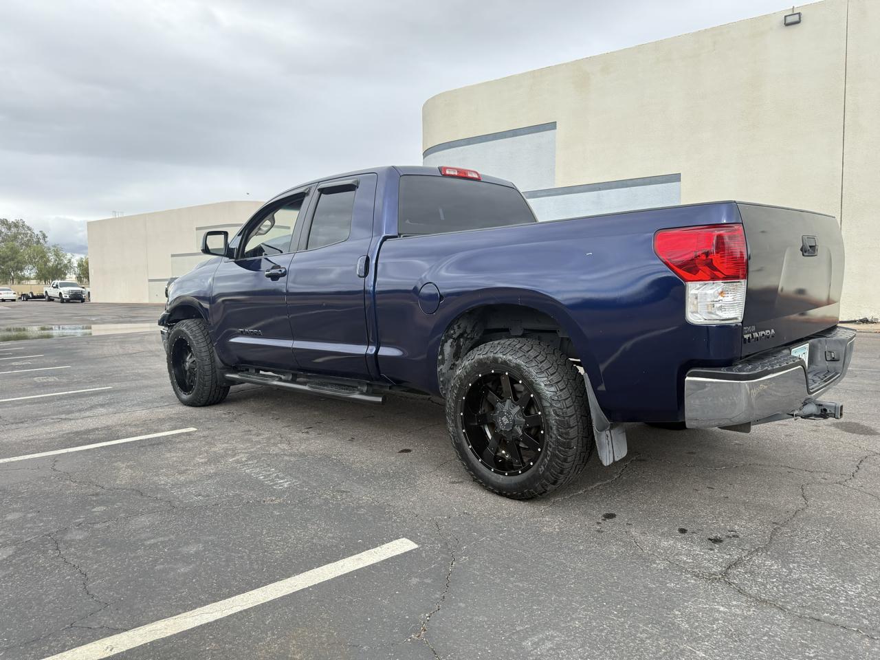 Toyota Tundra 2WD Truck Dbl 4.6L V8 6-Spd AT (Natl) 2011