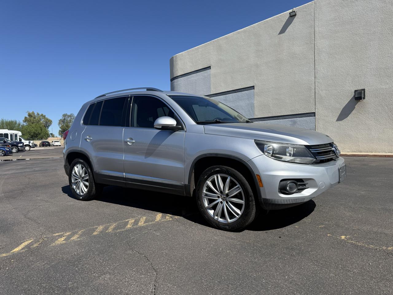 Volkswagen Tiguan 2WD 4dr Auto R-Line 2014