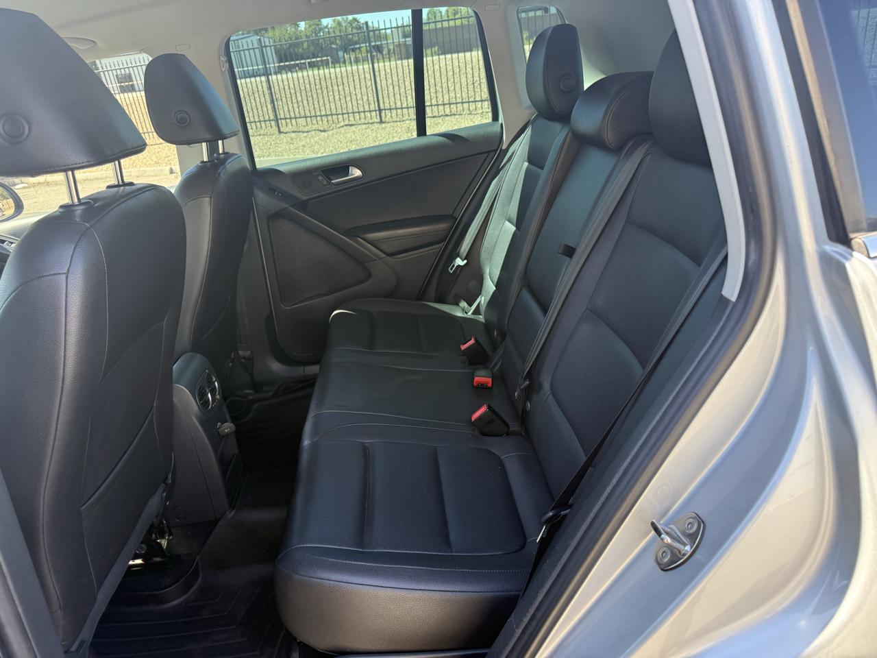 Volkswagen Tiguan 2WD 4dr Auto R-Line 2014