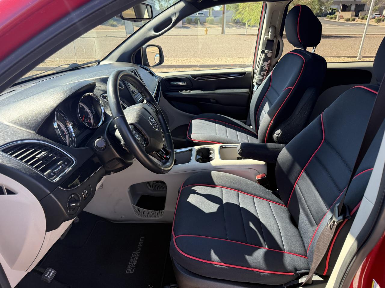 Dodge Grand Caravan 4dr Wgn SXT Plus 2015