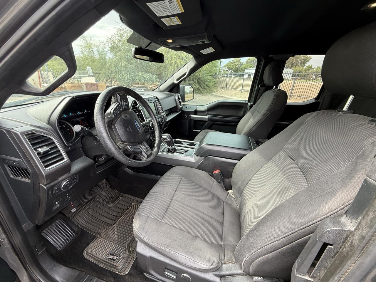 Ford F-150 4WD SuperCab 145" Lariat 2015