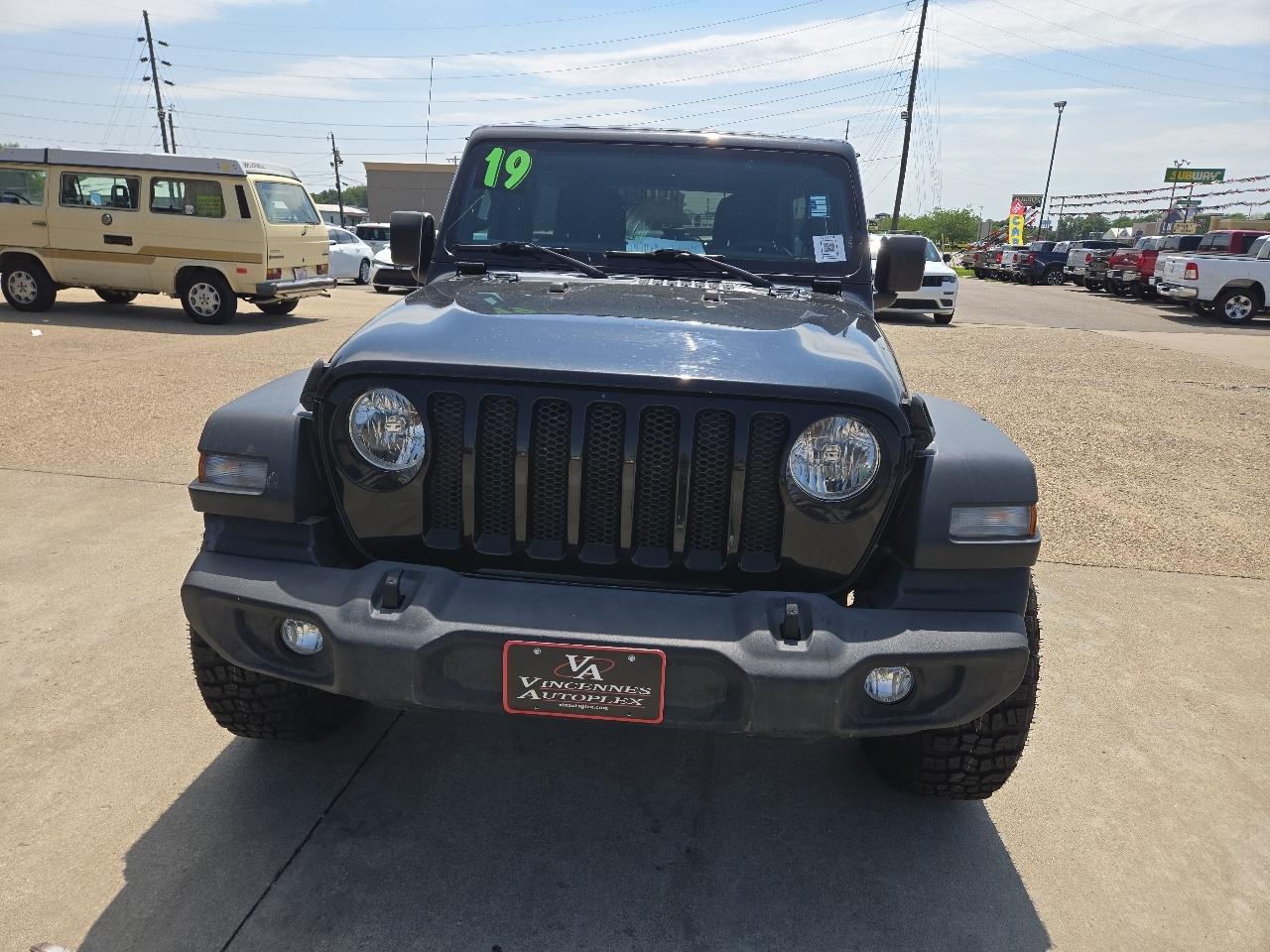 Jeep Wrangler Unlimited Sport 2019