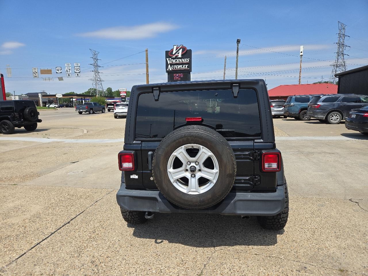 Jeep Wrangler Unlimited Sport 2019