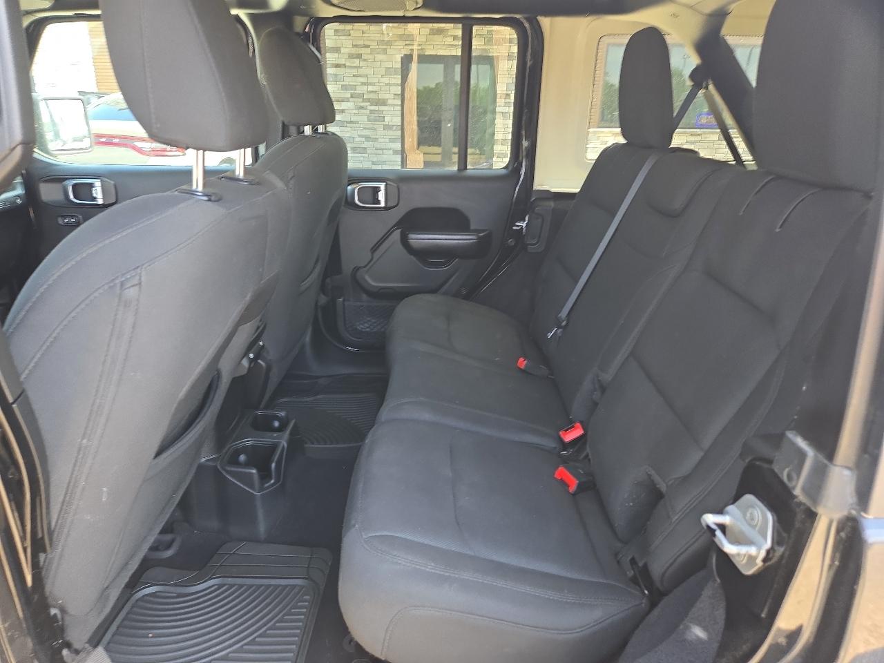 Jeep Wrangler Unlimited Sport 2019