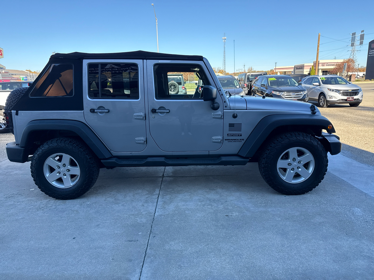 2015 Jeep Wrangler Unlimited Sport photo 4