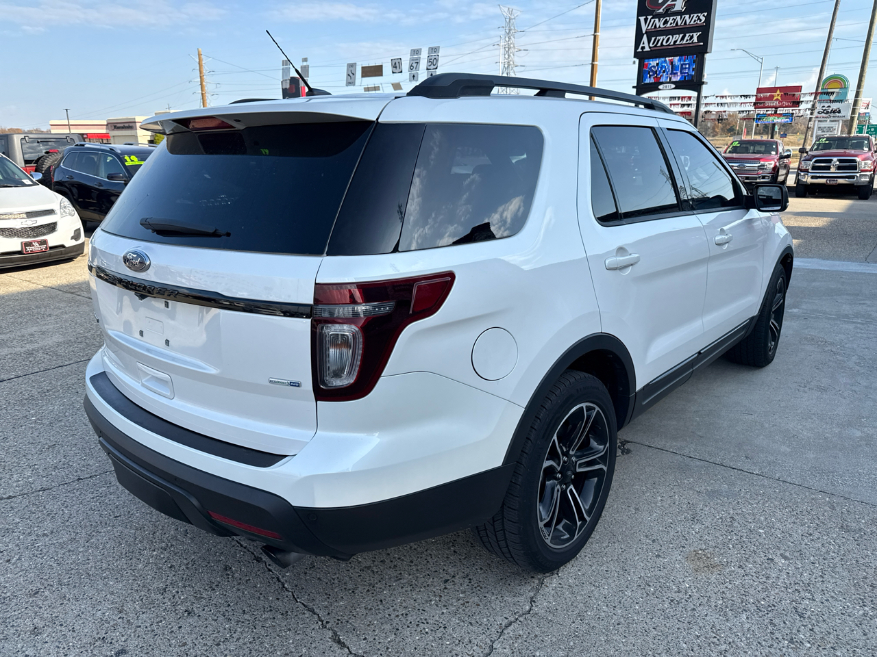 2015 Ford Explorer Sport photo 4