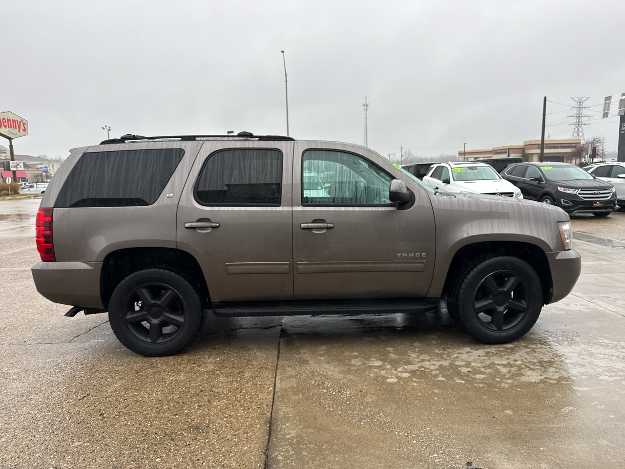 2012 Chevrolet Tahoe LT photo 4