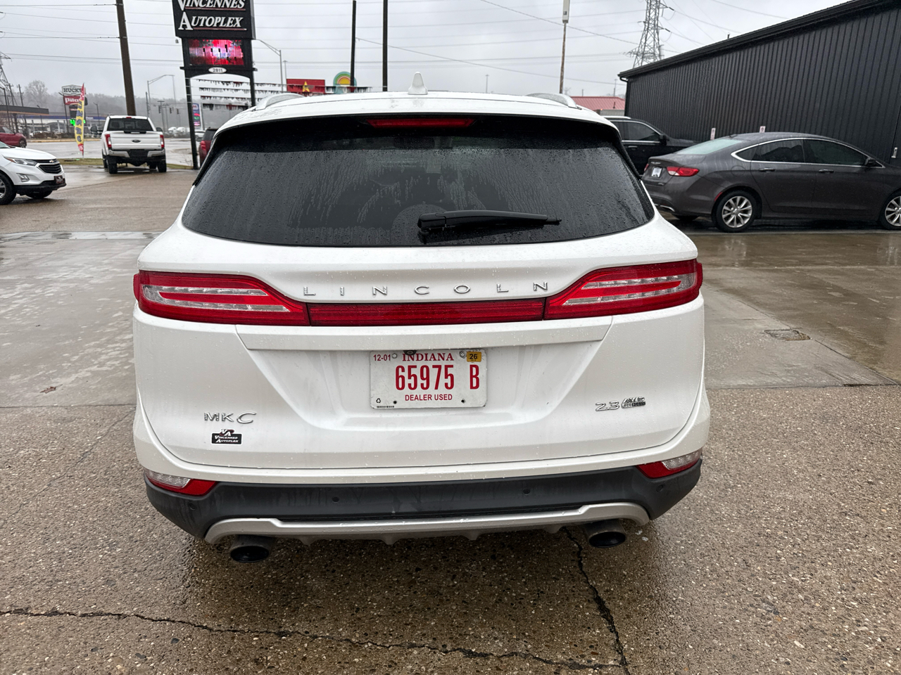 2015 Lincoln MKC Base photo 3