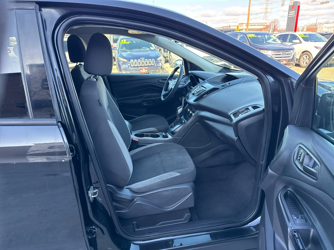 Ford Escape S FWD 2013