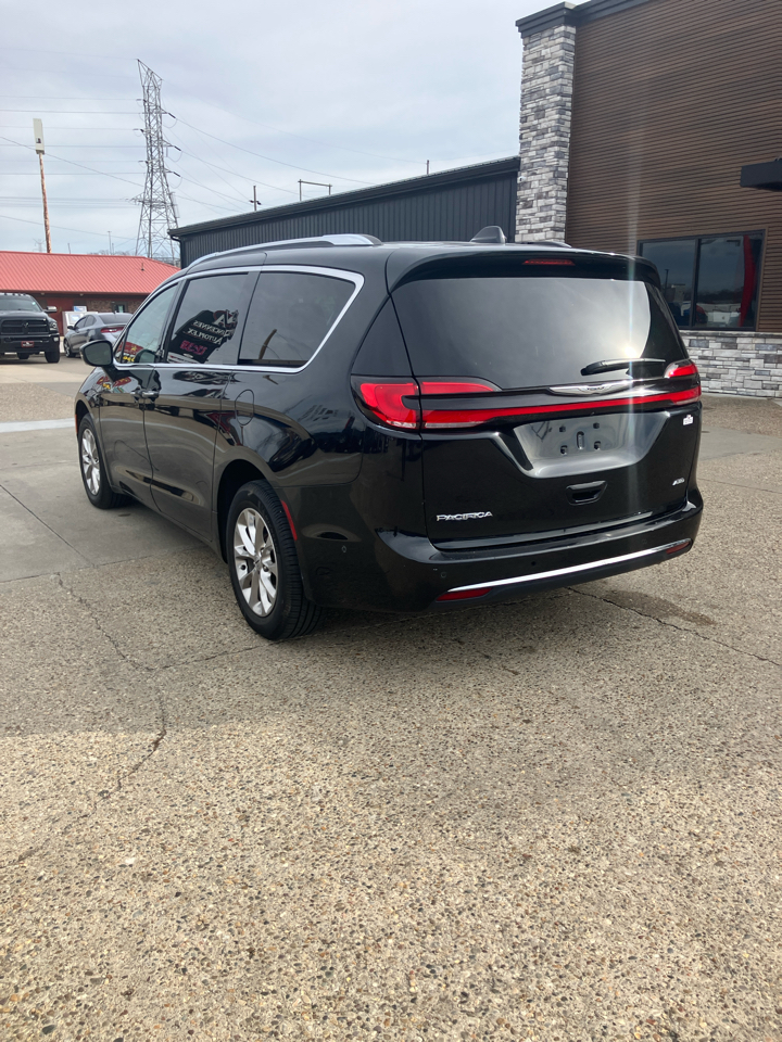 Chrysler Pacifica Touring L AWD 2021