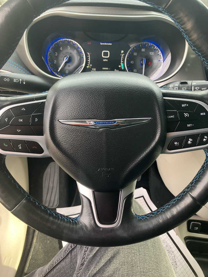 Chrysler Pacifica Touring L AWD 2021