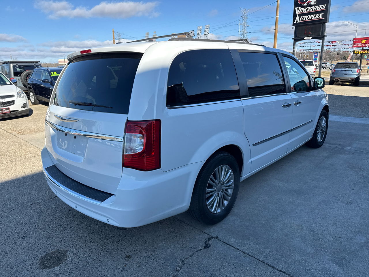 Chrysler Town & Country Touring-L 2014