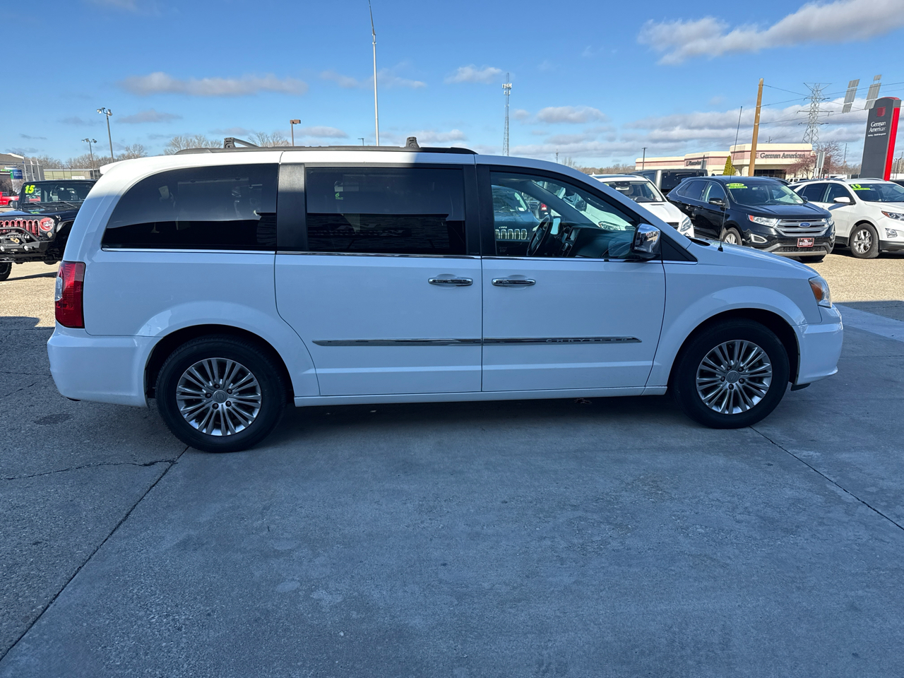 Chrysler Town & Country Touring-L 2014