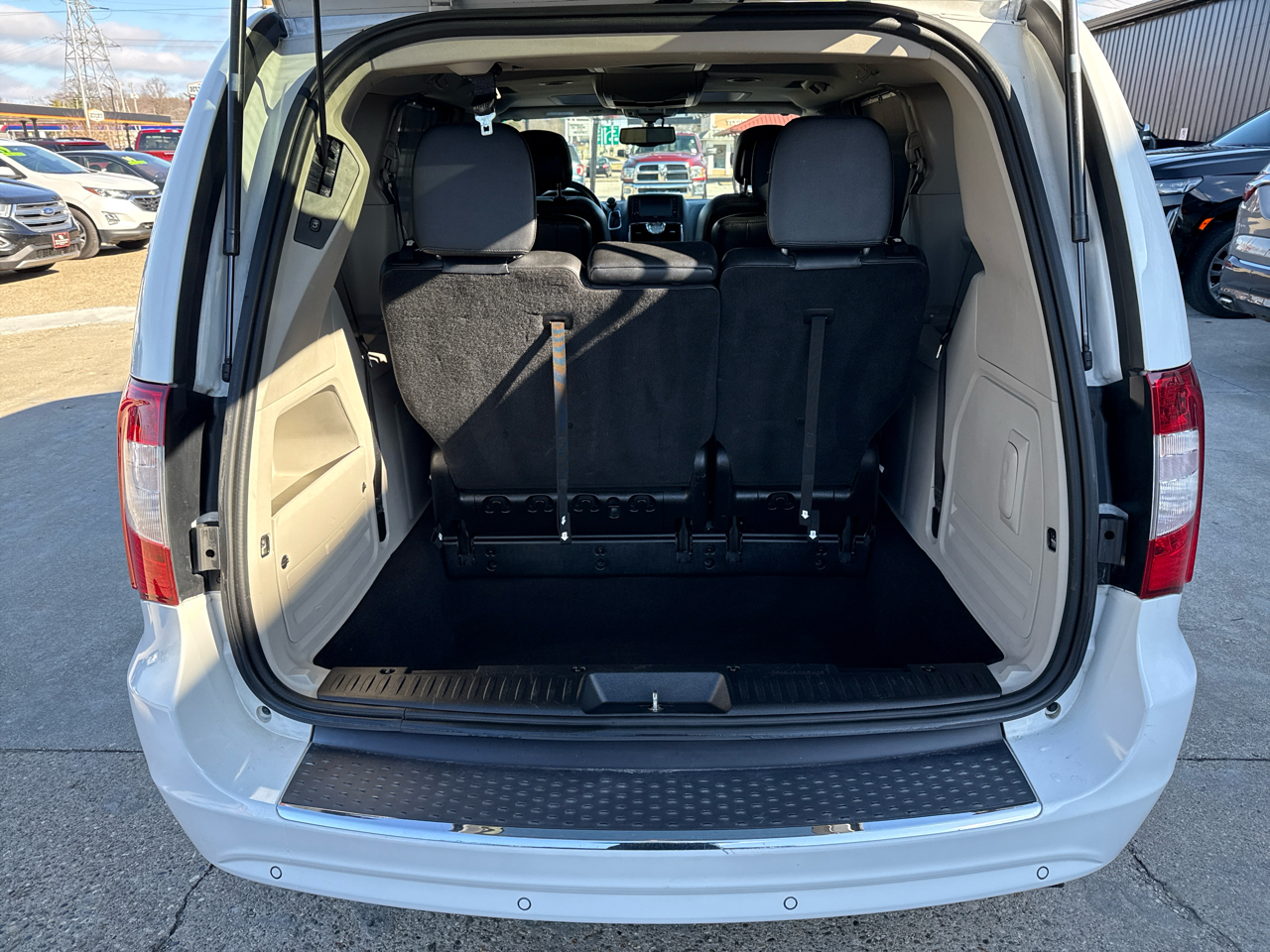 Chrysler Town & Country Touring-L 2014