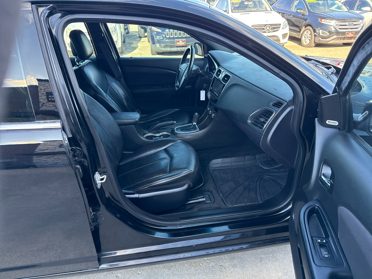 Chrysler 200 Limited 2014