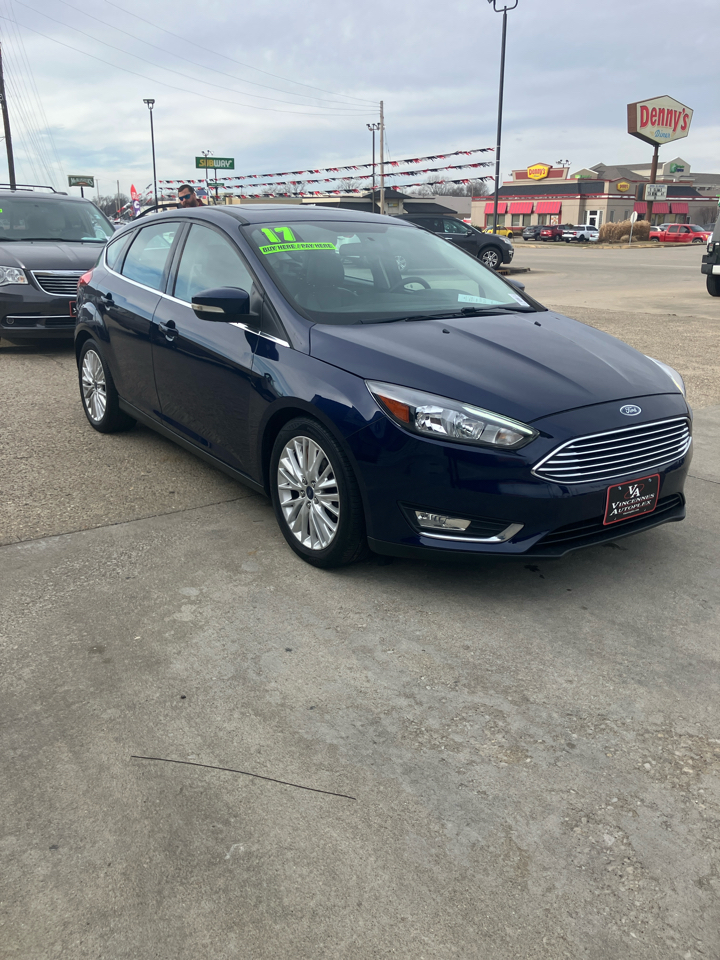Ford Focus Titanium Hatch 2017