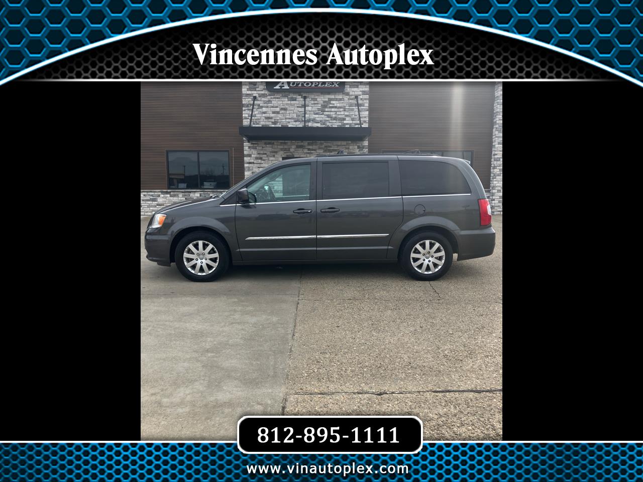 2016 Chrysler Town & Country Touring