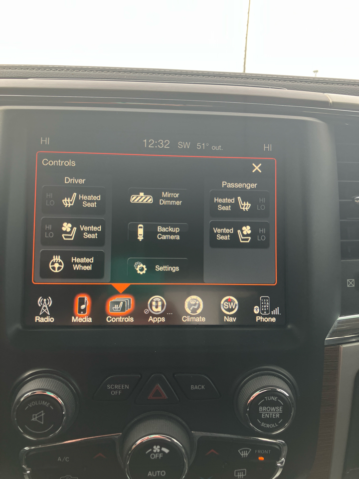 RAM 2500 Laramie Crew Cab SWB 4WD 2017