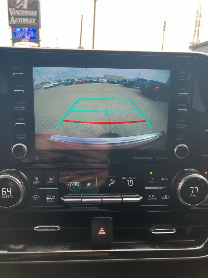 Toyota Highlander Hybrid XLE AWD 2022