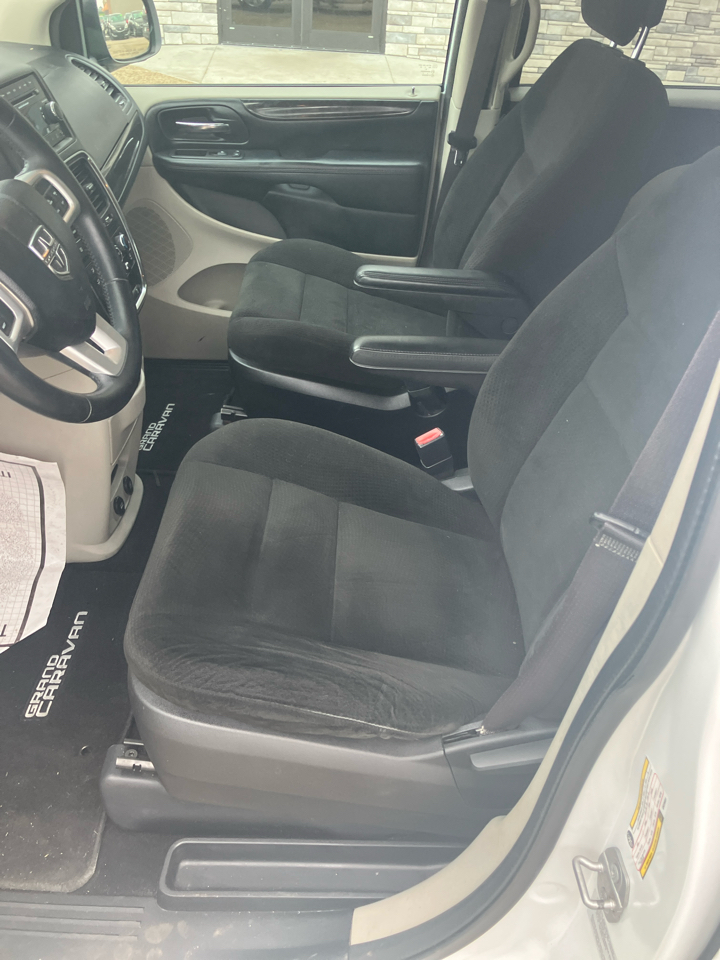Dodge Grand Caravan SE 2016