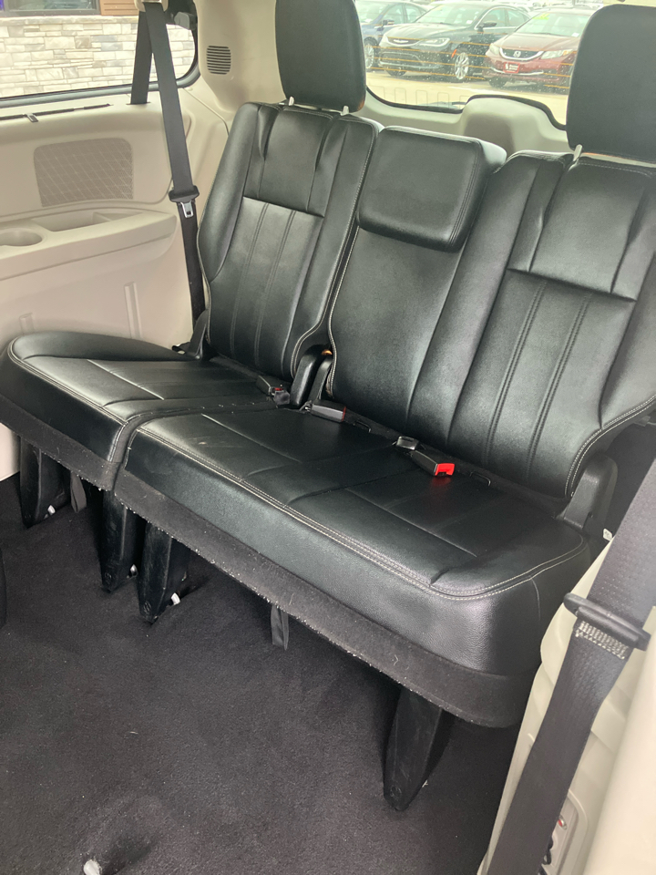 Chrysler Town & Country Touring 2014