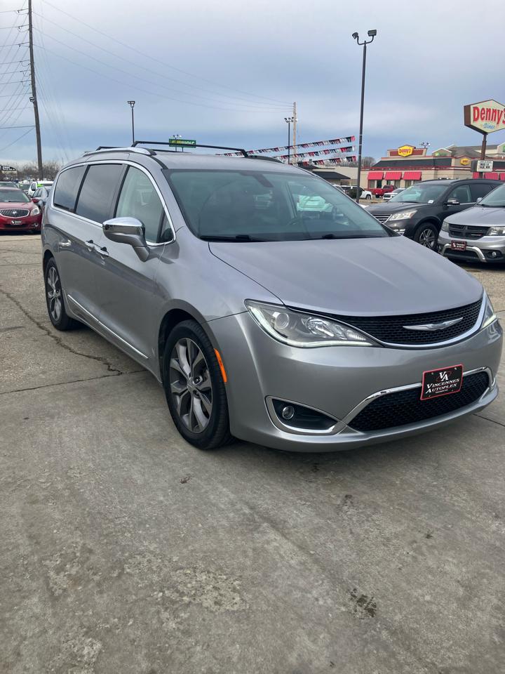 Chrysler Pacifica Limited 2018