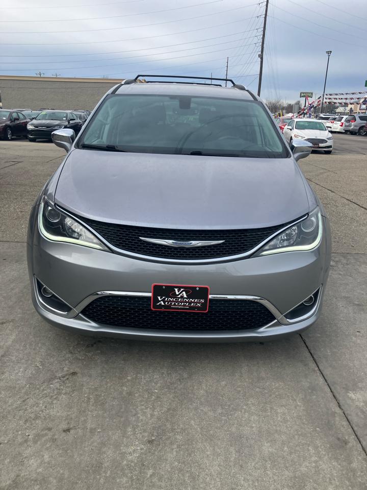 Chrysler Pacifica Limited 2018