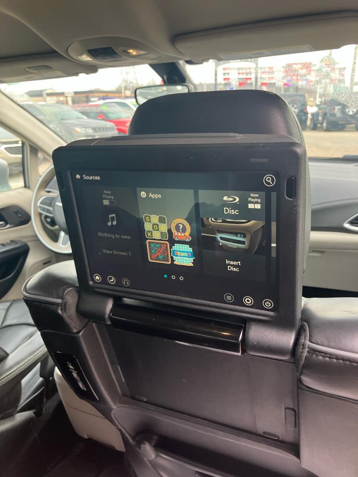 Chrysler Pacifica Limited 2018