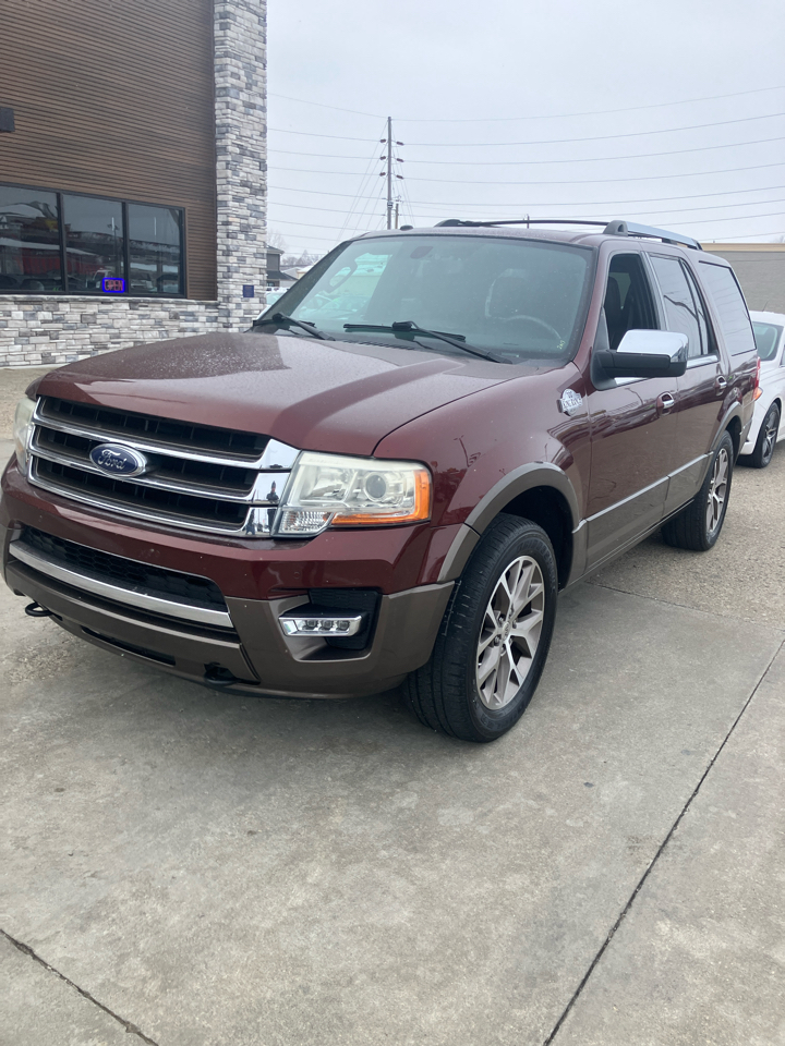 Ford Expedition XLT 4WD 2015