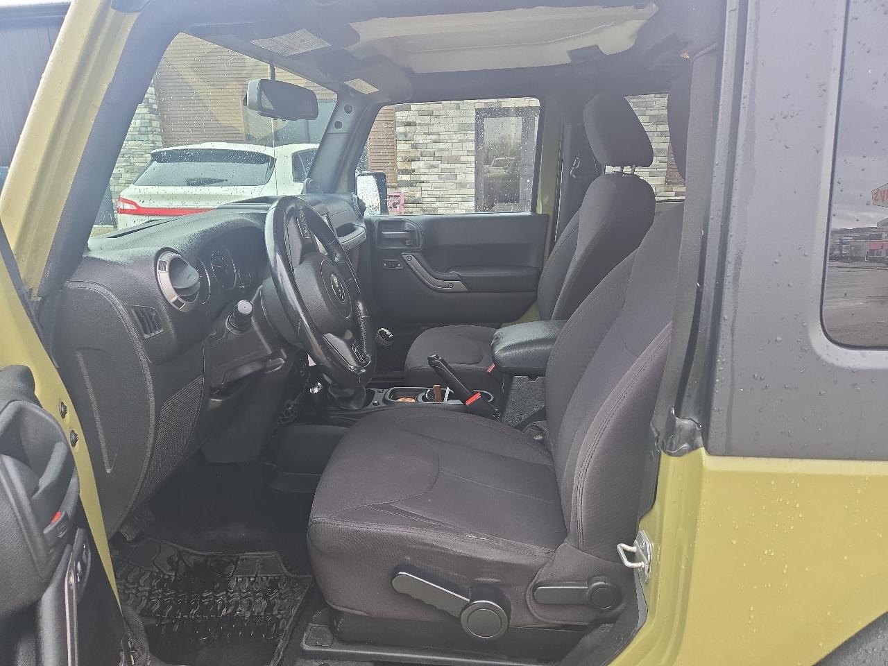 Jeep Wrangler Sport 4WD 2013