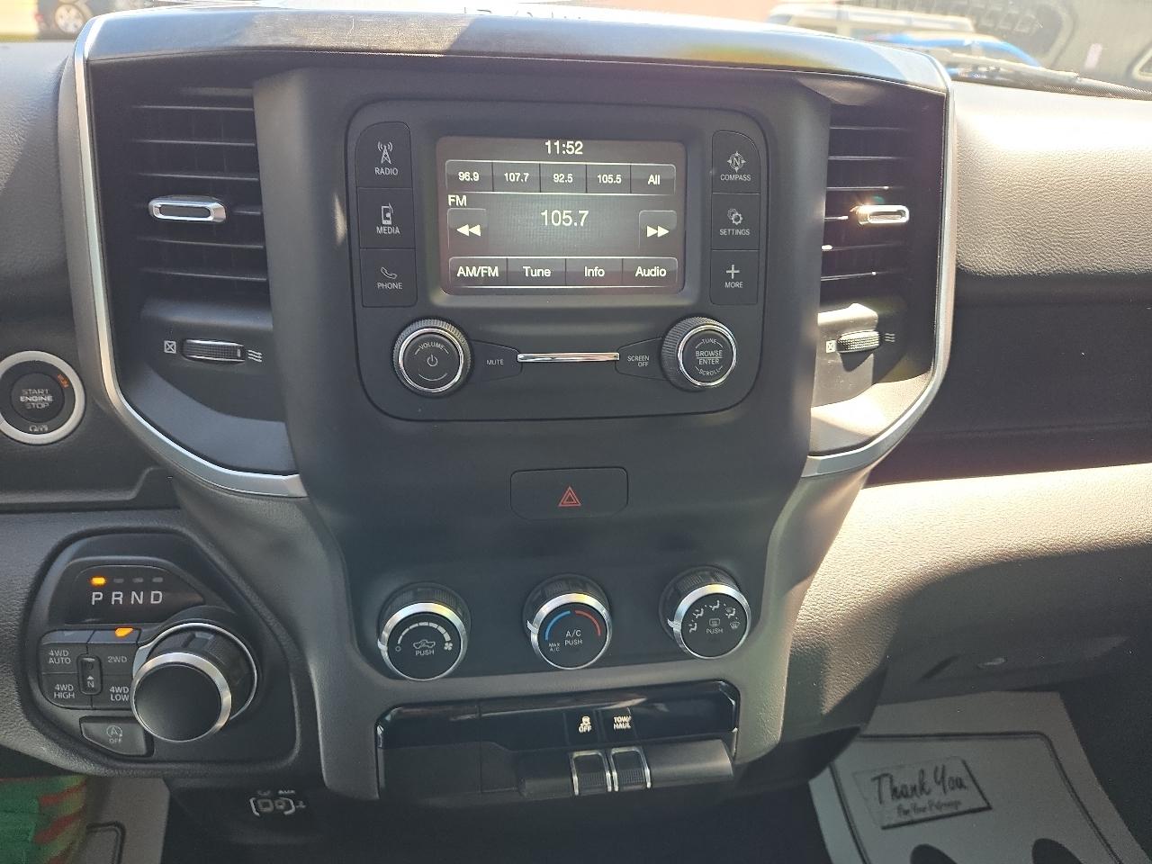 RAM 1500 Big Horn Crew Cab SWB 4WD 2019