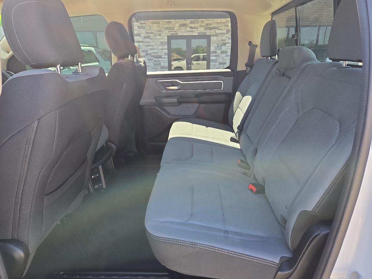RAM 1500 Big Horn Crew Cab SWB 4WD 2019
