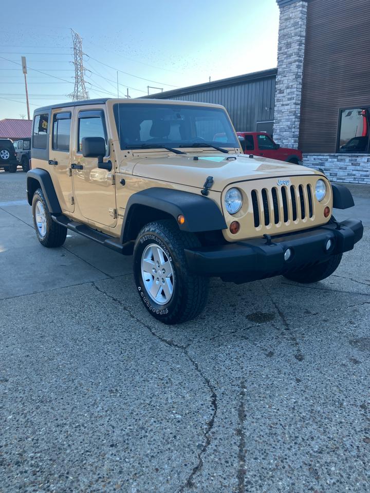 Jeep Wrangler Unlimited Sport 4WD 2013