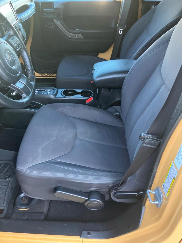 Jeep Wrangler Unlimited Sport 4WD 2013