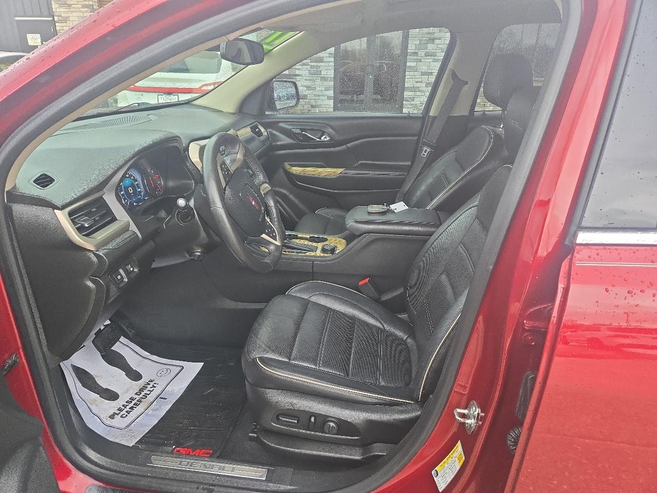 GMC Acadia Denali 2017