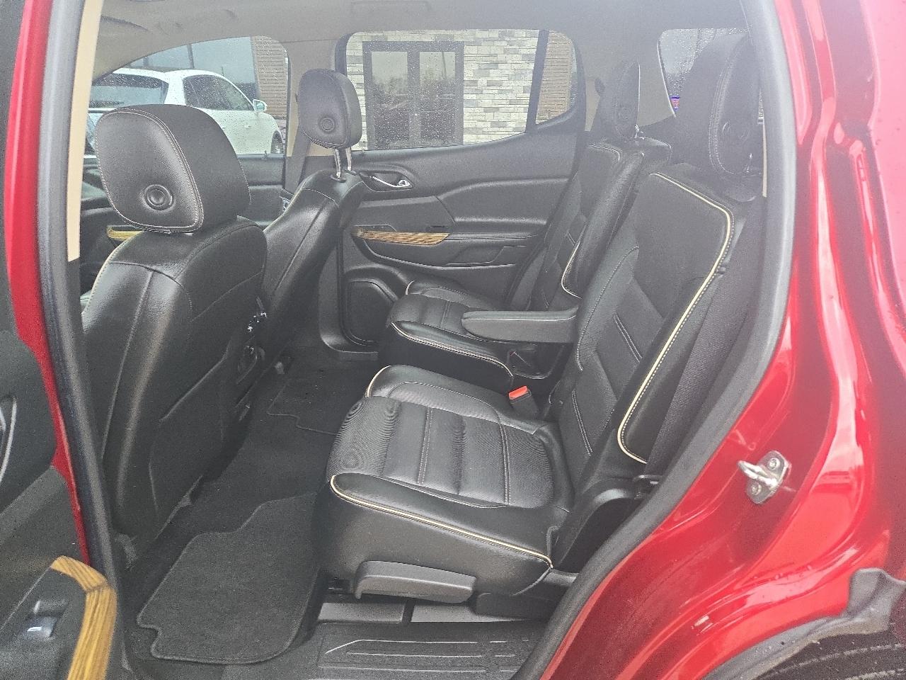 GMC Acadia Denali 2017