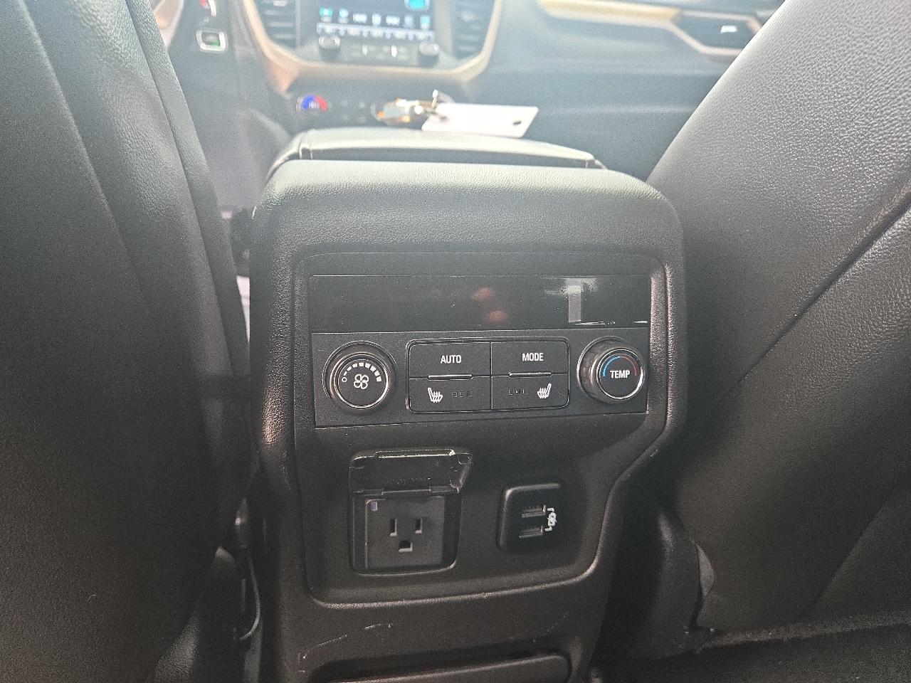 GMC Acadia Denali 2017